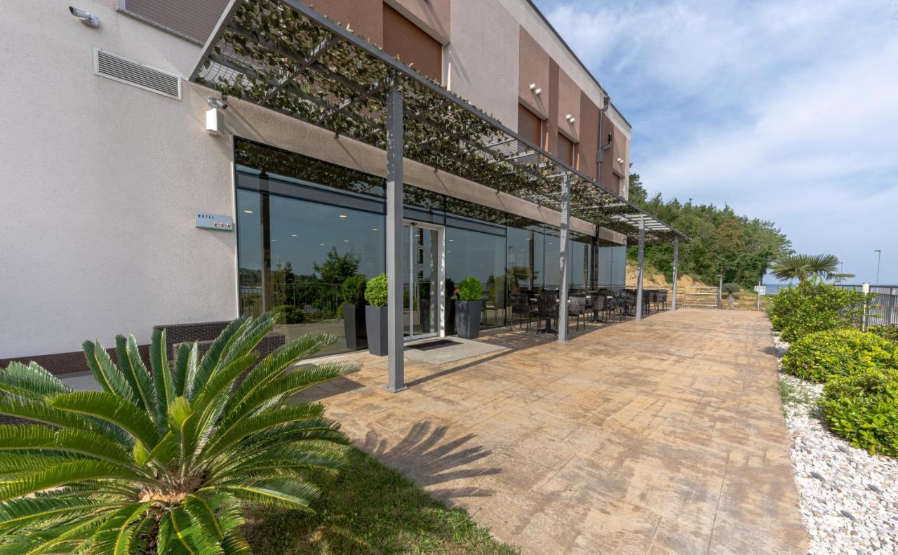 Hotel Lavender - Oleander Resort Strunjan Exterior foto